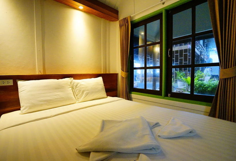 Hotel Apple Beachfront Resort 9