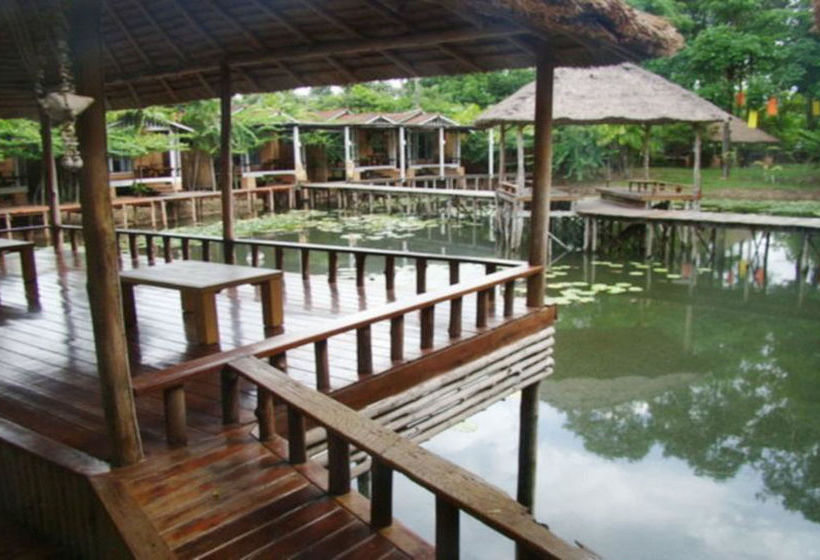 Hotel Sangaroon Bungalow 12