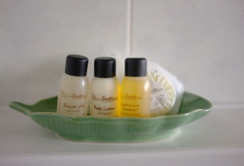 Pension Ban Ruen Ton Num 8