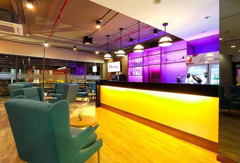 Hotel D Varee Diva Central 15