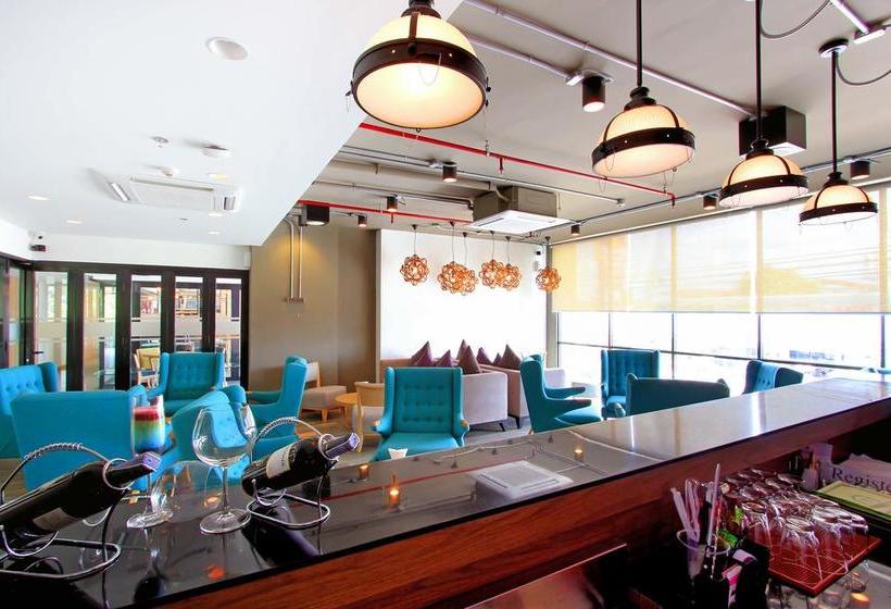 Hotel D Varee Diva Central 17