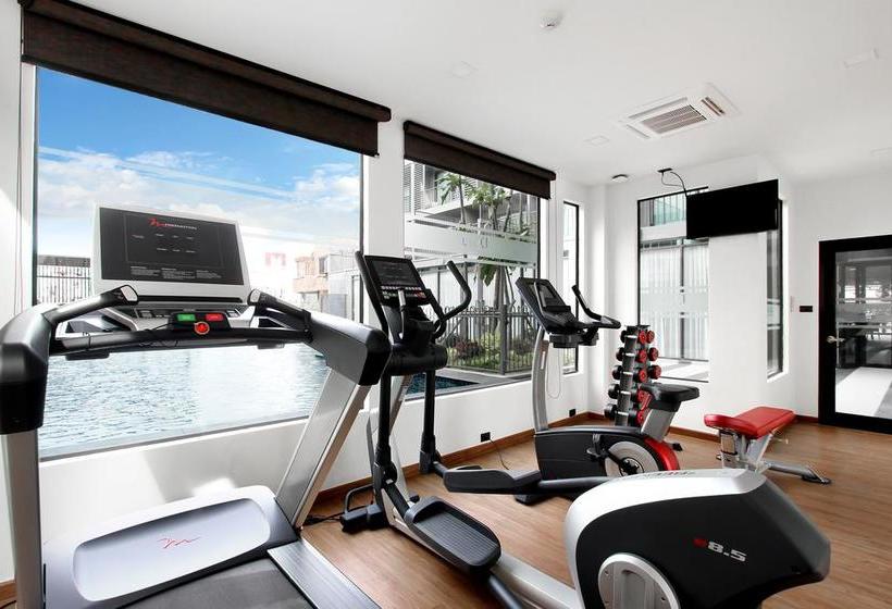 Hotel D Varee Diva Central 8