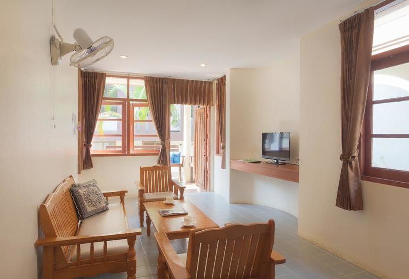 New Travel Beach Hotel & Resort 12