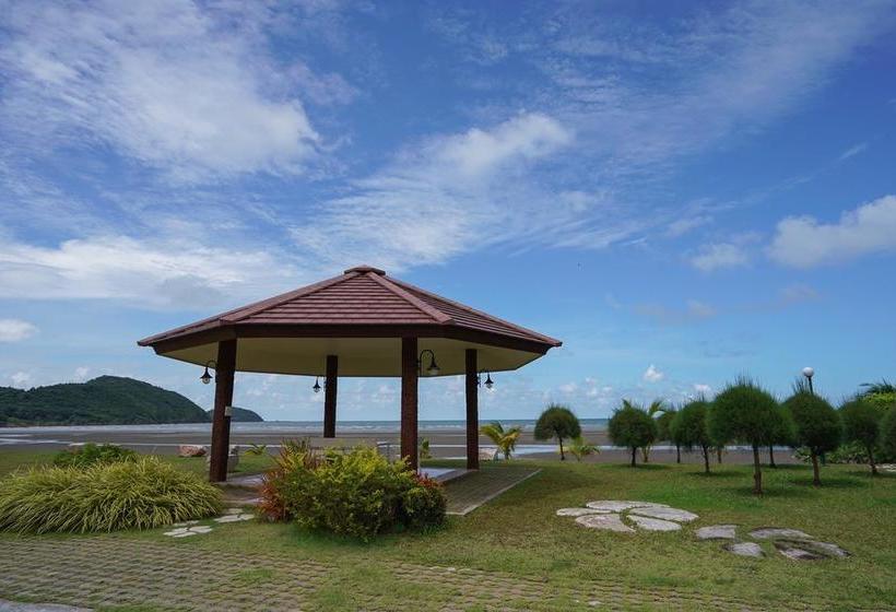 New Travel Beach Hotel & Resort 6