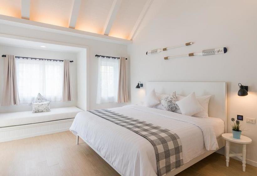 Peggy S Cove Resort 16