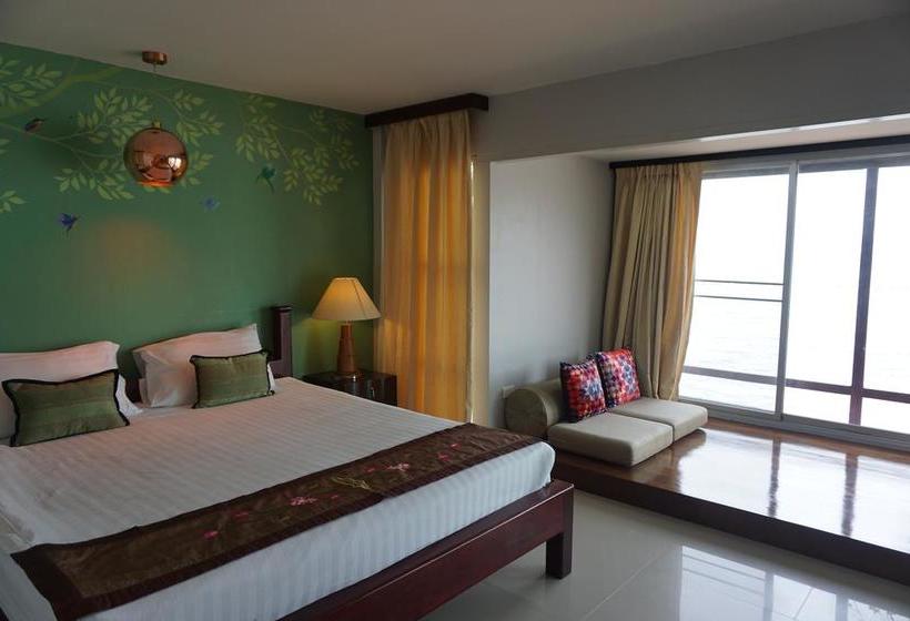 Seashell Village Resort 16