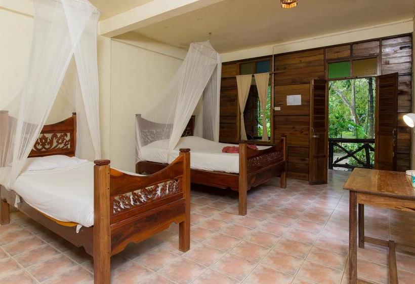 Resort Art S Riverview Lodge 15