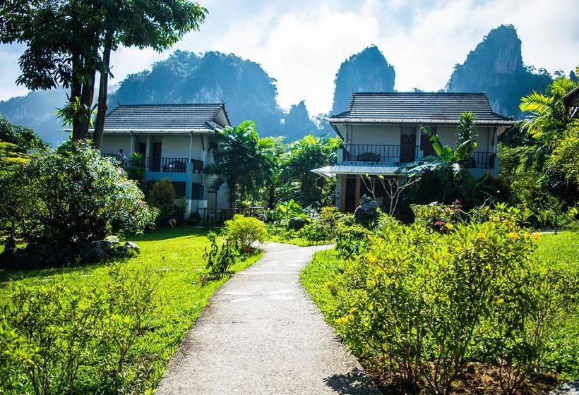 Khao Sok Royal Cliff Resort & Spa 10