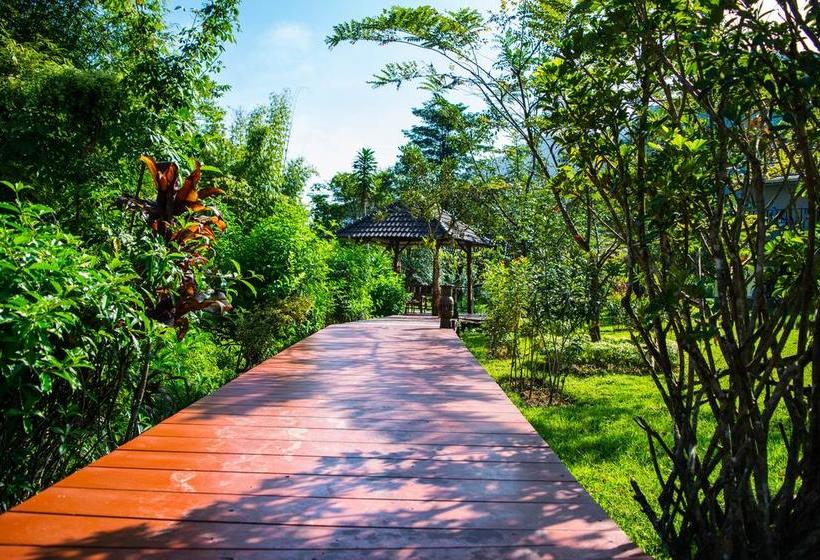 Khao Sok Royal Cliff Resort & Spa 9