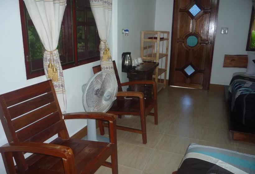 Khao Sok Holiday Resort 8