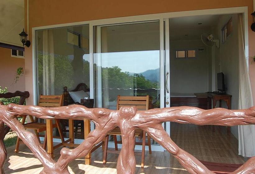 Khao Sok Hill Top Resort 13