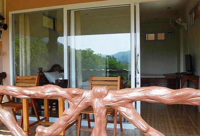 Khao Sok Hill Top Resort 4