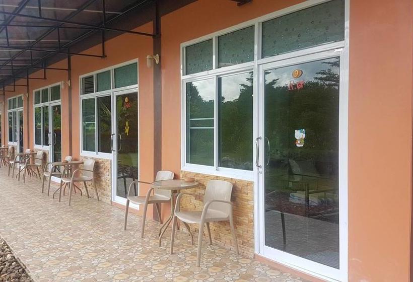 Hotel Khao Sok Country Resort 4