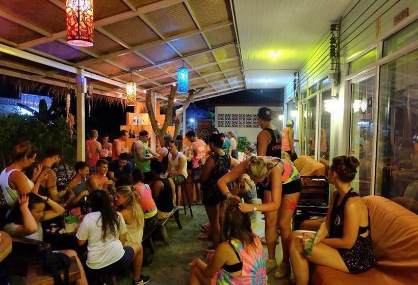 Smile Hostel Koh Phangan 9