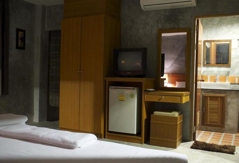 Phangan Palm Beach Resort & Restaurant 1