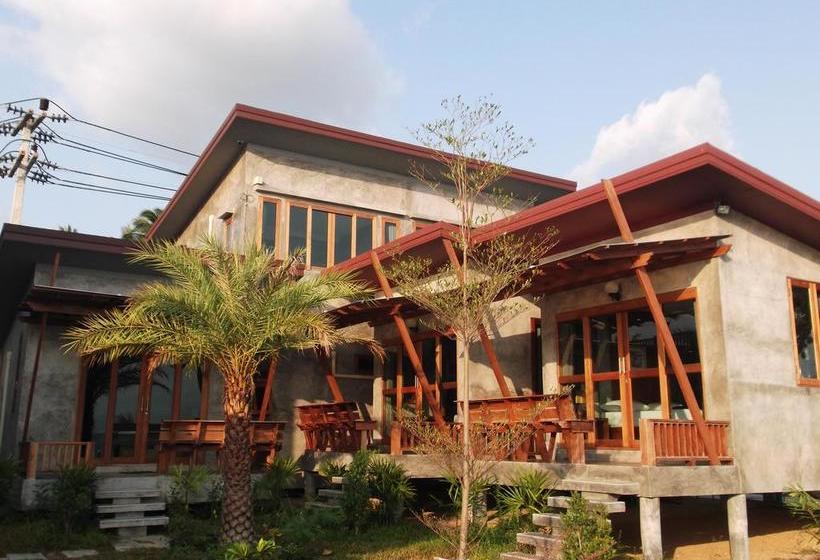 Phangan Palm Beach Resort & Restaurant 14