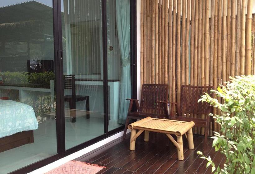 The Nidhra Boutique Resort 14