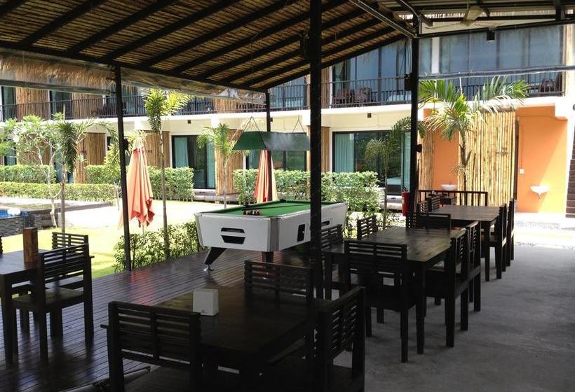 The Nidhra Boutique Resort 9