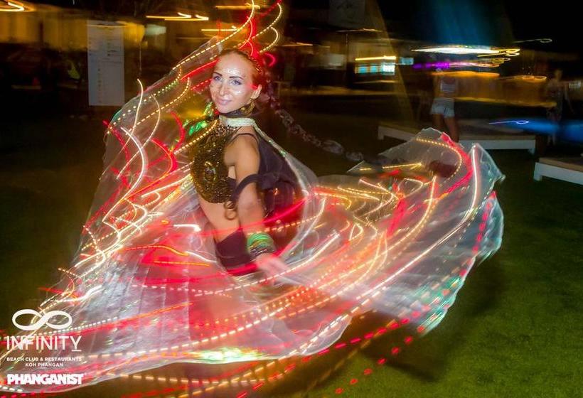 Hostel Infinity Beach Club 6