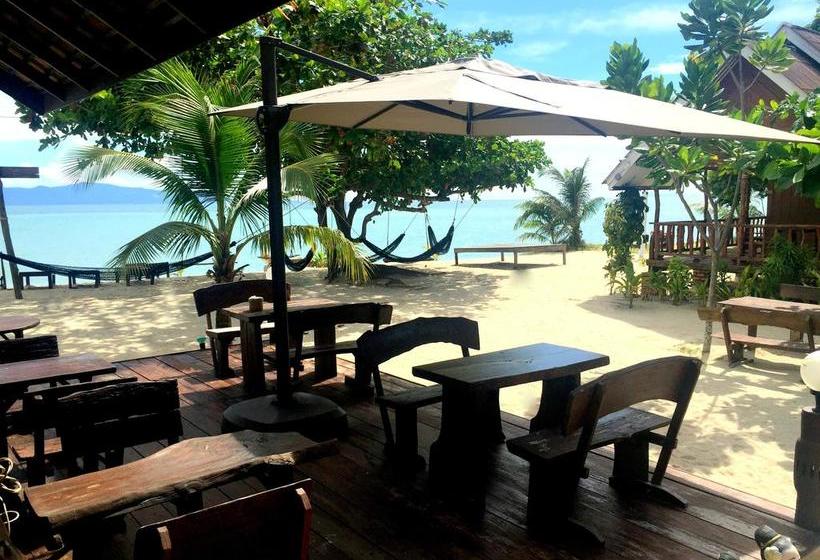 Vview Beach Resort 3