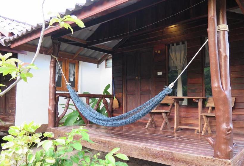 Vview Beach Resort 6