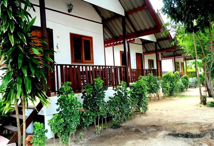 Vview Beach Resort 7