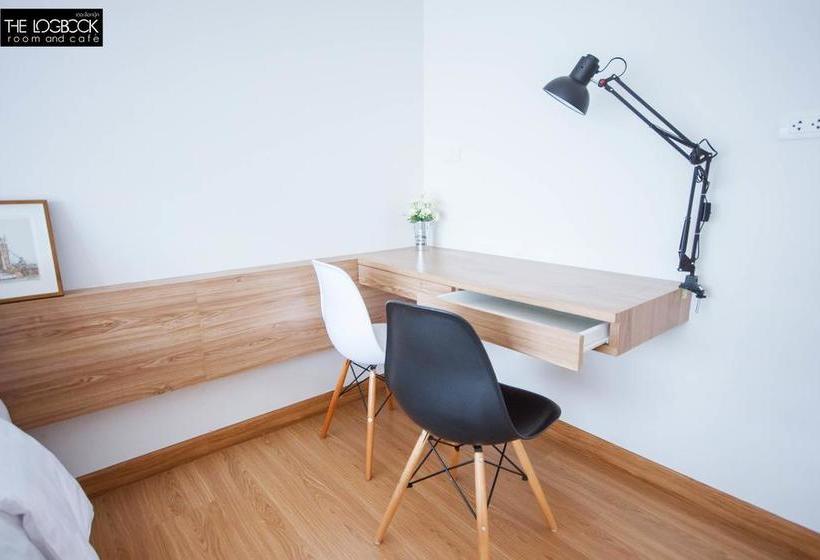 Hotel The Logbook Room And Cafe 11