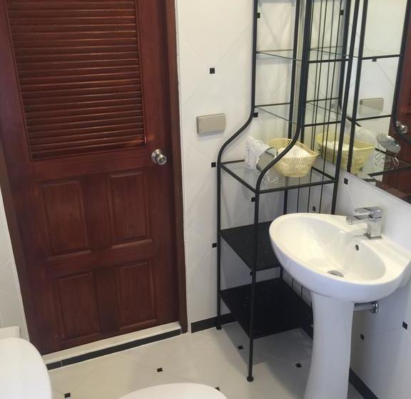 Bed and Breakfast Lyndale Lodge 14