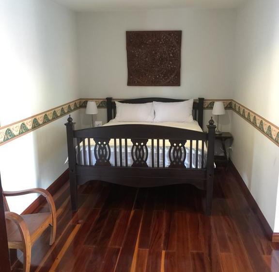 Bed and Breakfast Lyndale Lodge 16