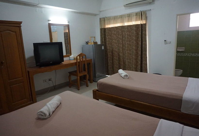 Hotel Teeradol Place 12