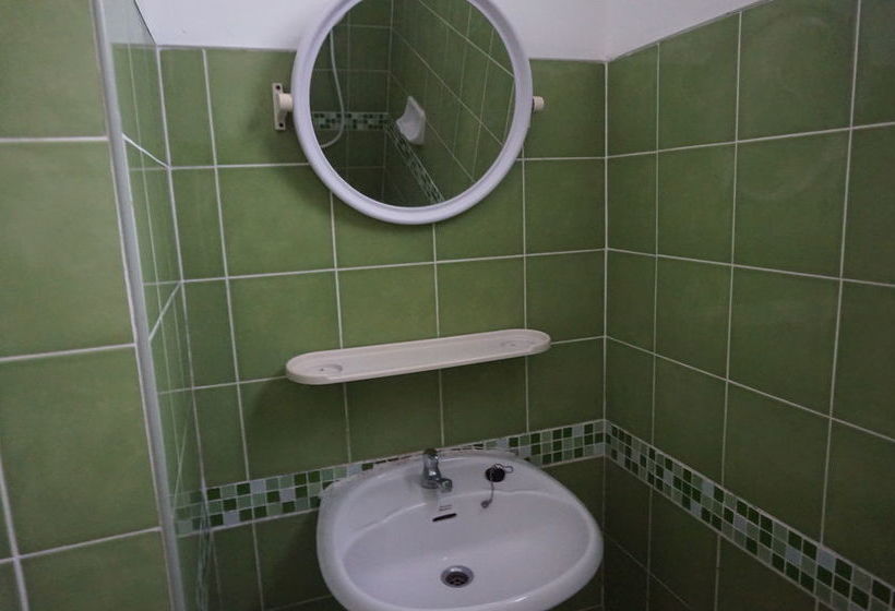 Hotel Teeradol Place 15