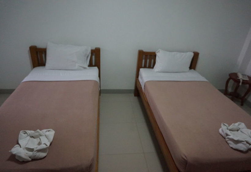 Hotel Teeradol Place 2