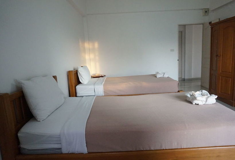 Hotel Teeradol Place 6