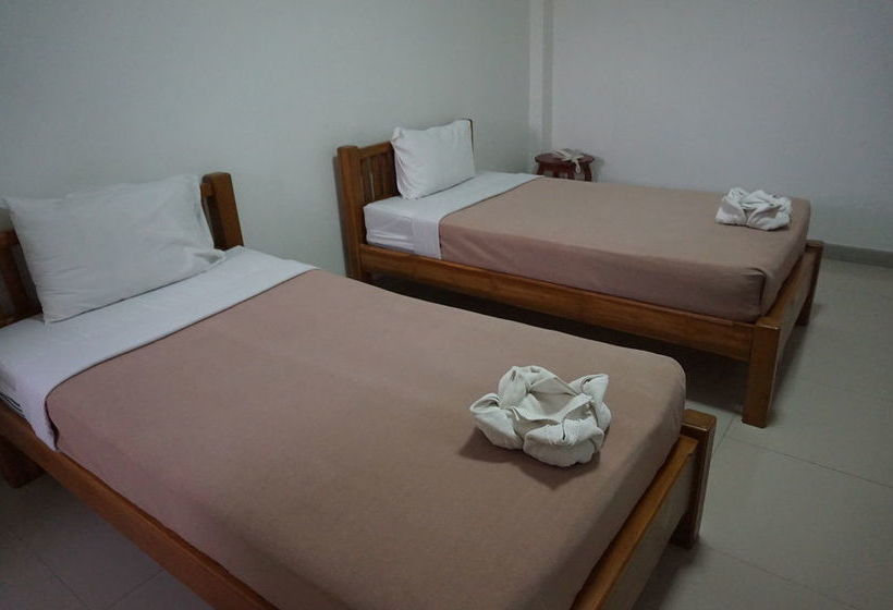 Hotel Teeradol Place 7