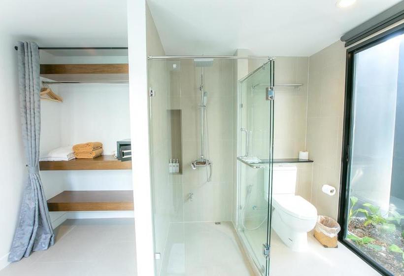 Seanery Beach Resort 15