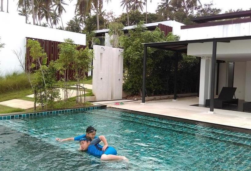 Seanery Beach Resort 18