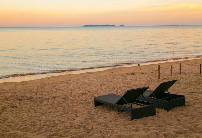 Seanery Beach Resort 4