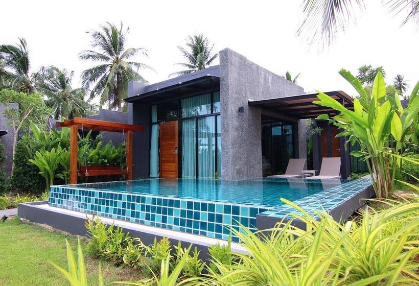 Seanery Beach Resort 9