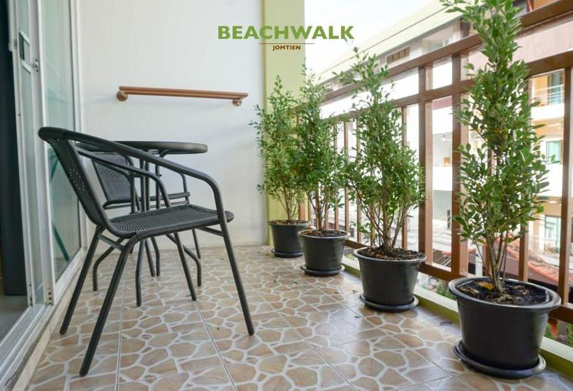 Hotel Beachwalk Jomtien 11