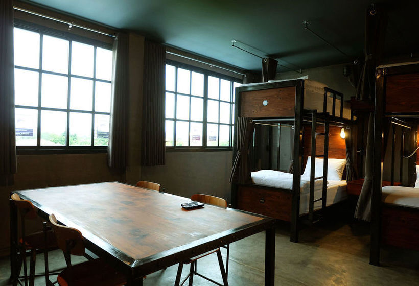 Rider Bedroom Hostel&café 10