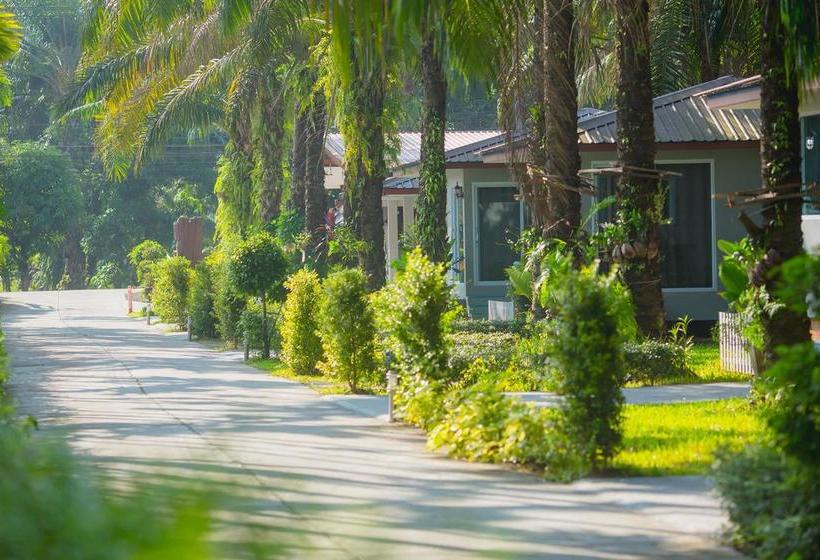 Resort Neenlawat Riverside 15