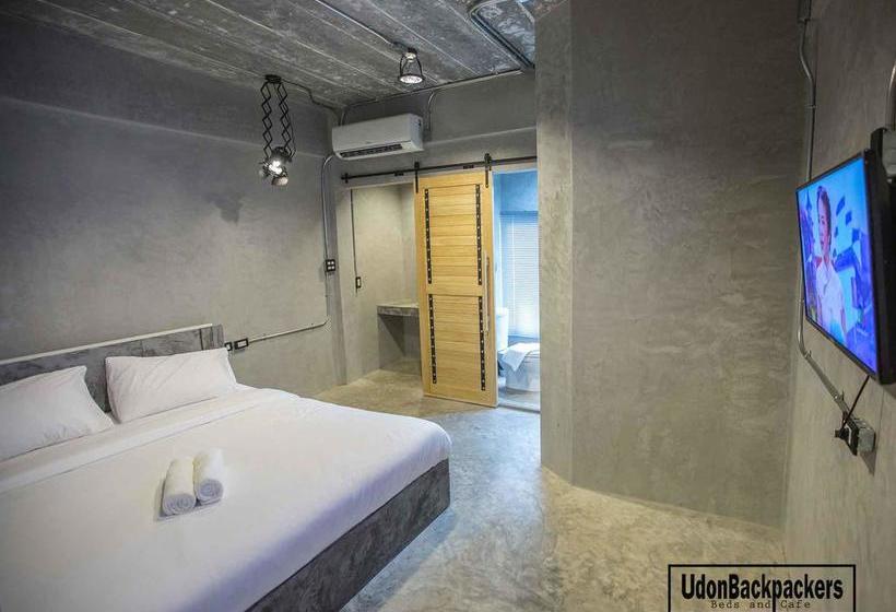 Hostel Udonbackpackers Beds And Cafe 1