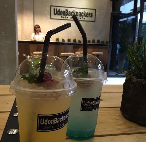 Hostel Udonbackpackers Beds And Cafe 19