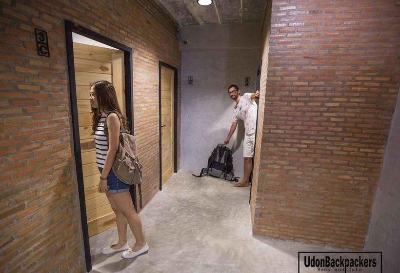 Hostel Udonbackpackers Beds And Cafe 2