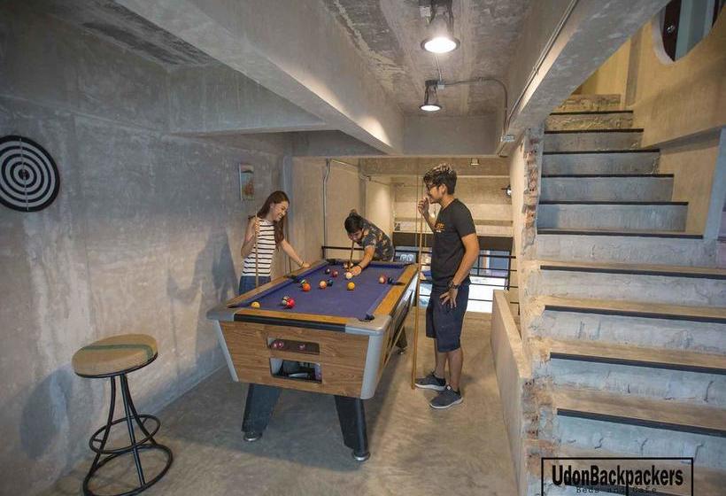 Hostel Udonbackpackers Beds And Cafe 9