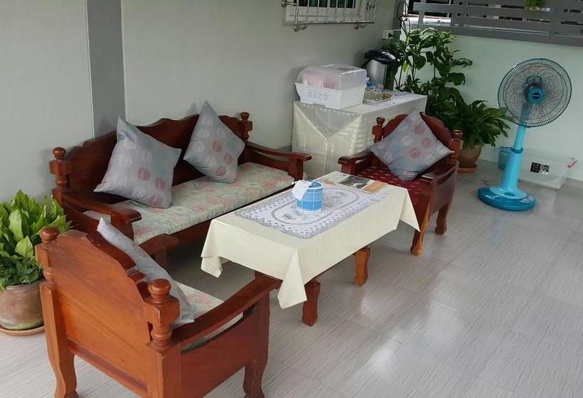 Hostel N Trio Rooms 13