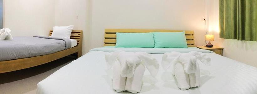 Hostel N Trio Rooms 8