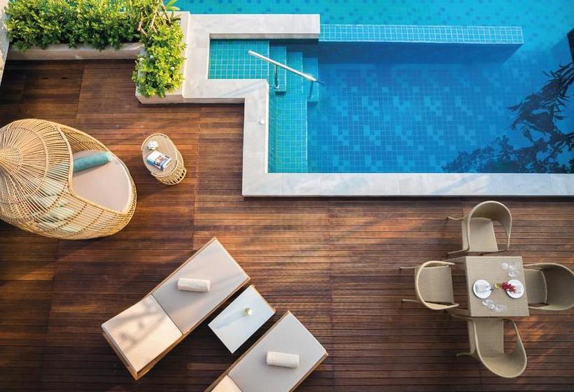 AVANI Hua Hin Resort & Villas 1