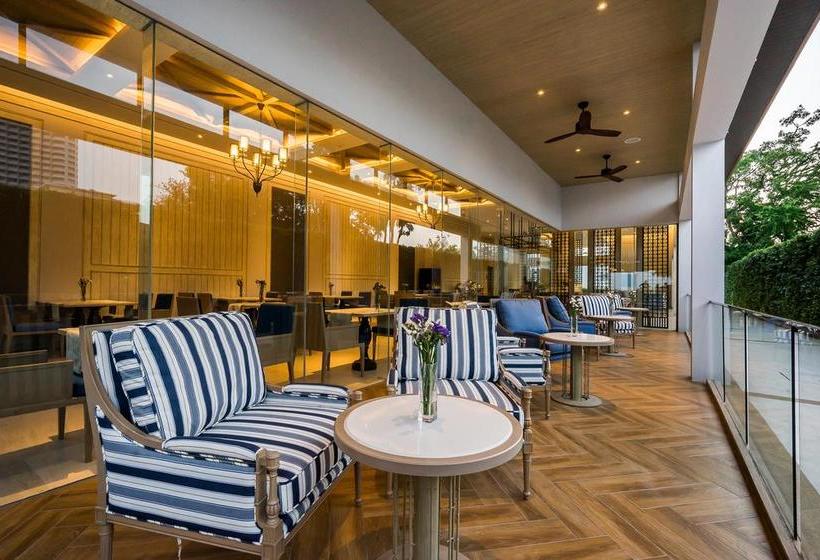 AVANI Hua Hin Resort & Villas 13