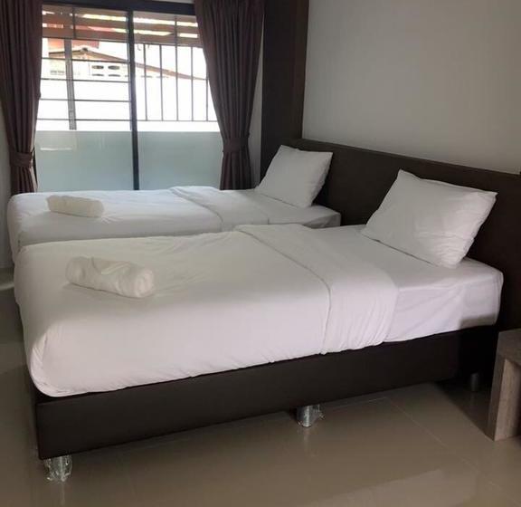 Hostel Boeing Grand 8